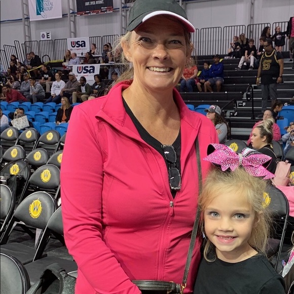 Meet your Posher, Corri - Picture 9 of 9